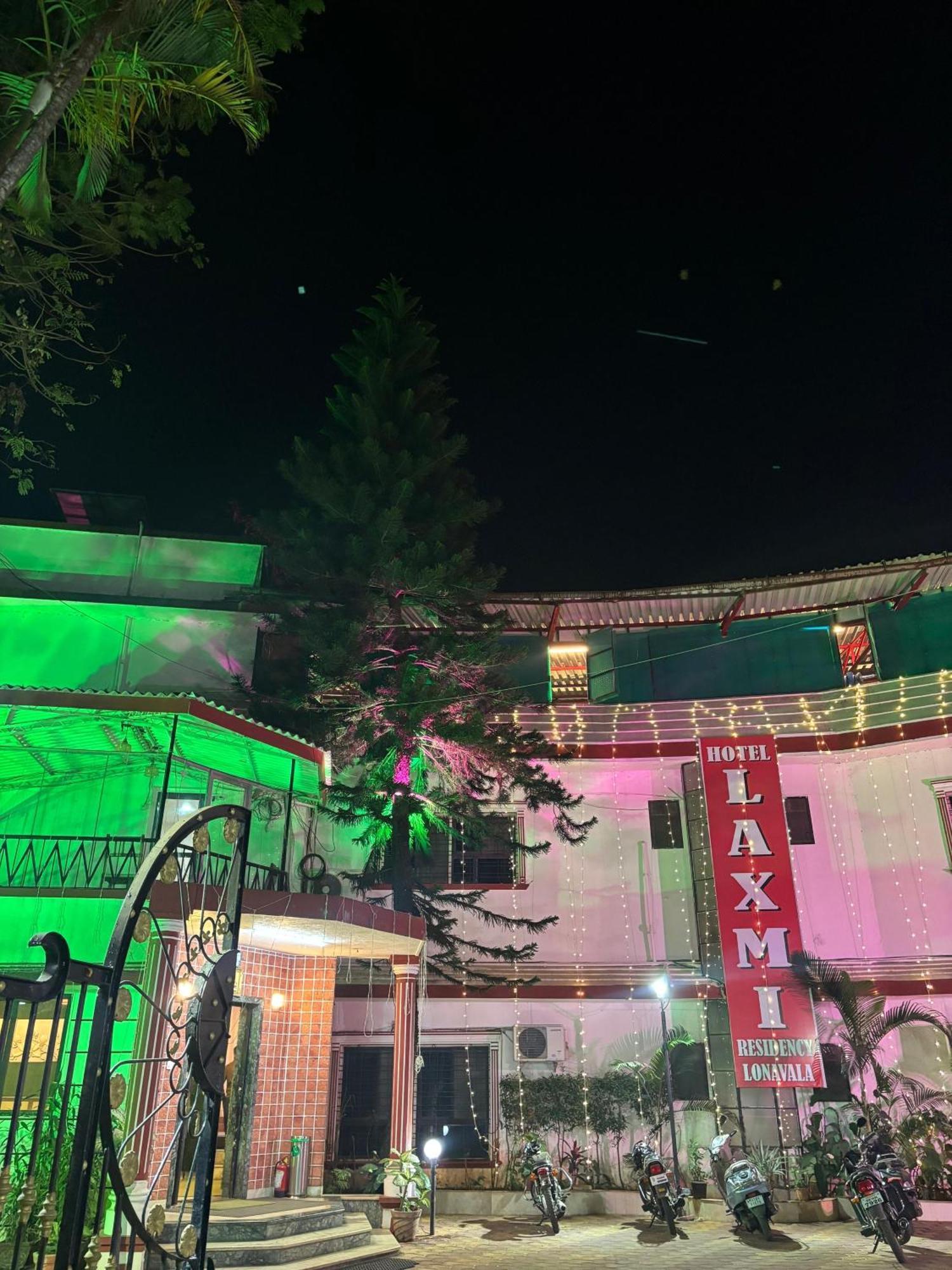 Hotel Laxmi Residency Lonavala Eksteriør billede