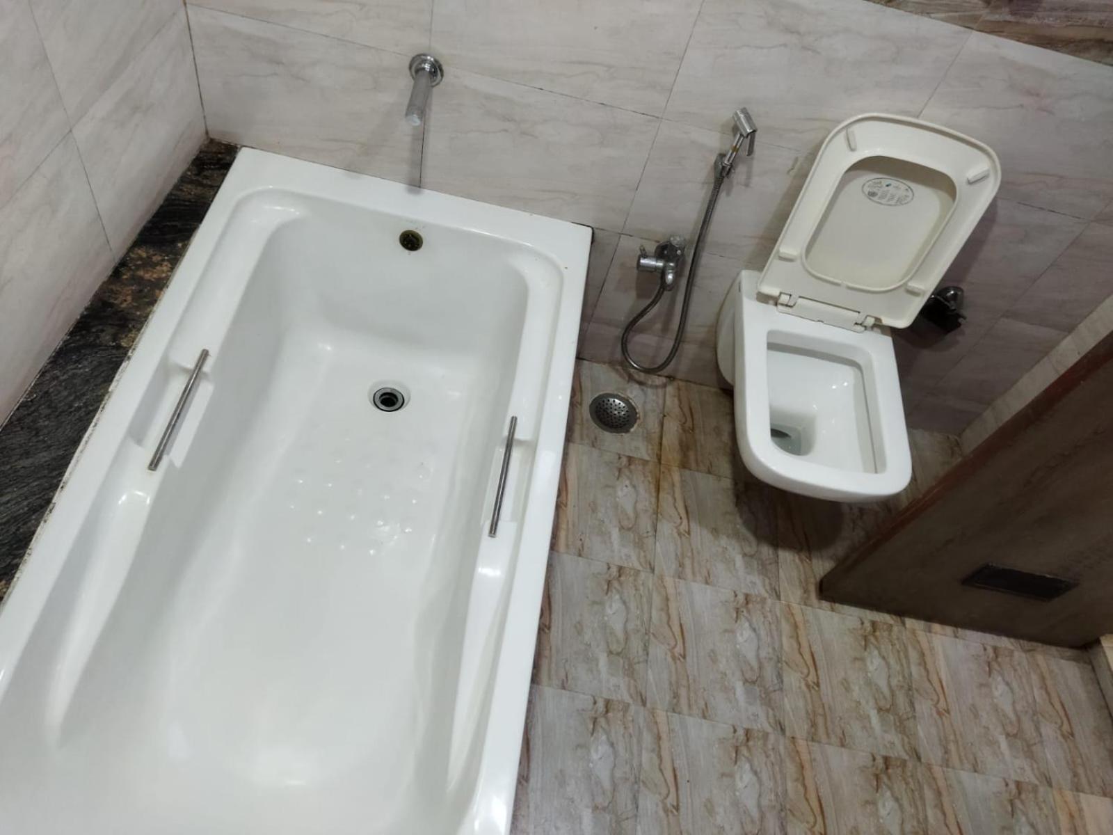 Hotel Laxmi Residency Lonavala Eksteriør billede