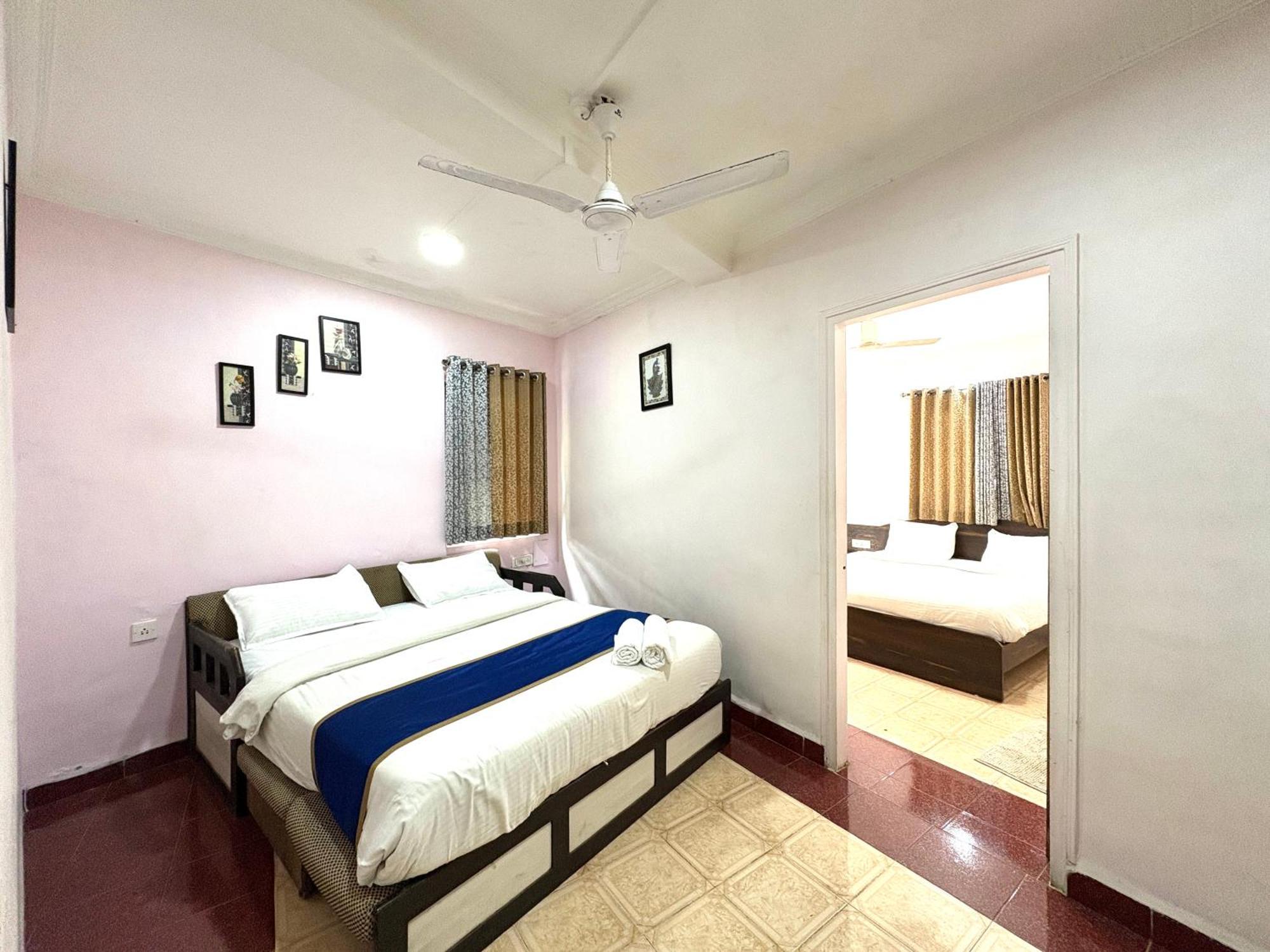 Hotel Laxmi Residency Lonavala Eksteriør billede