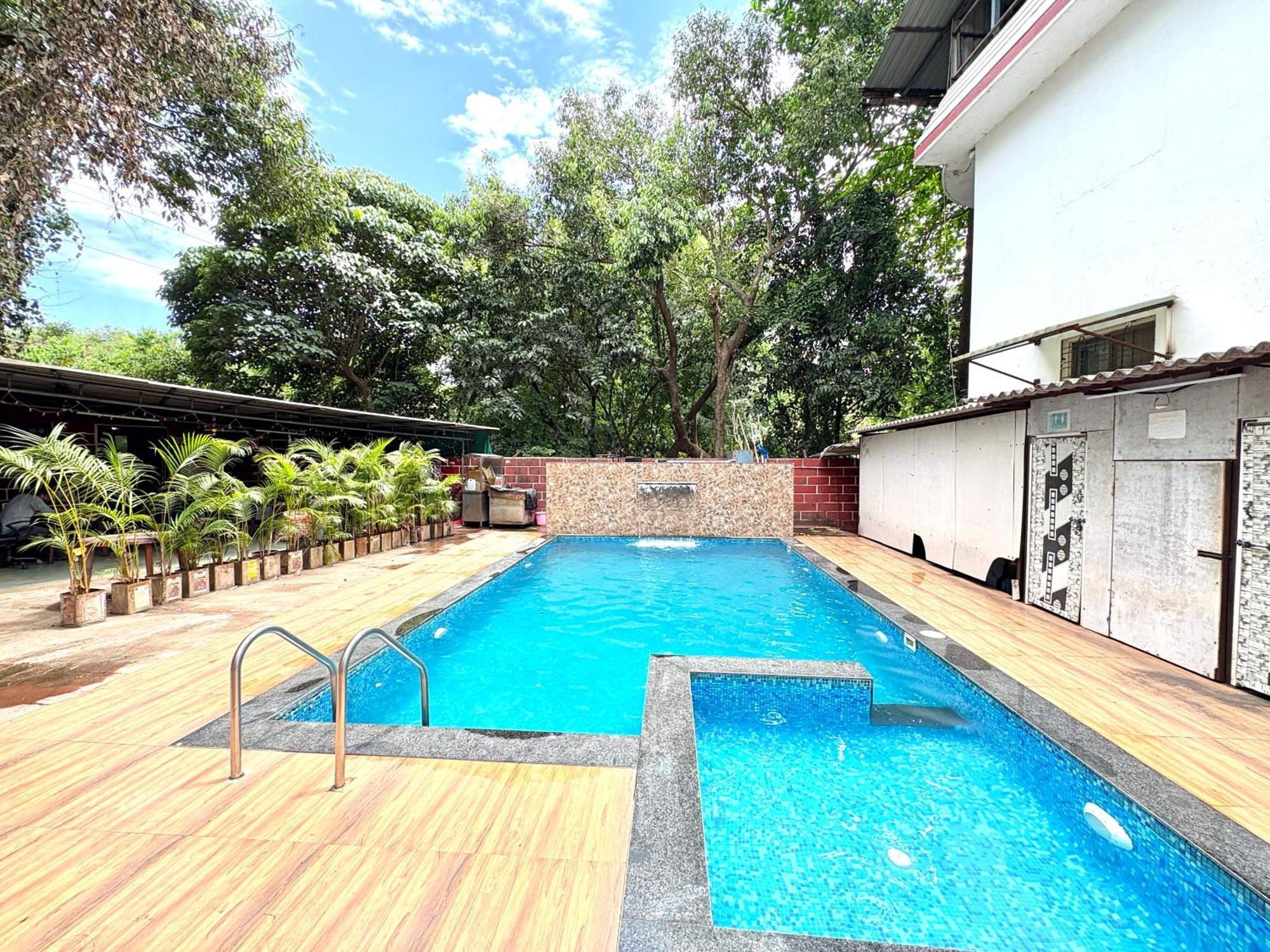 Hotel Laxmi Residency Lonavala Eksteriør billede