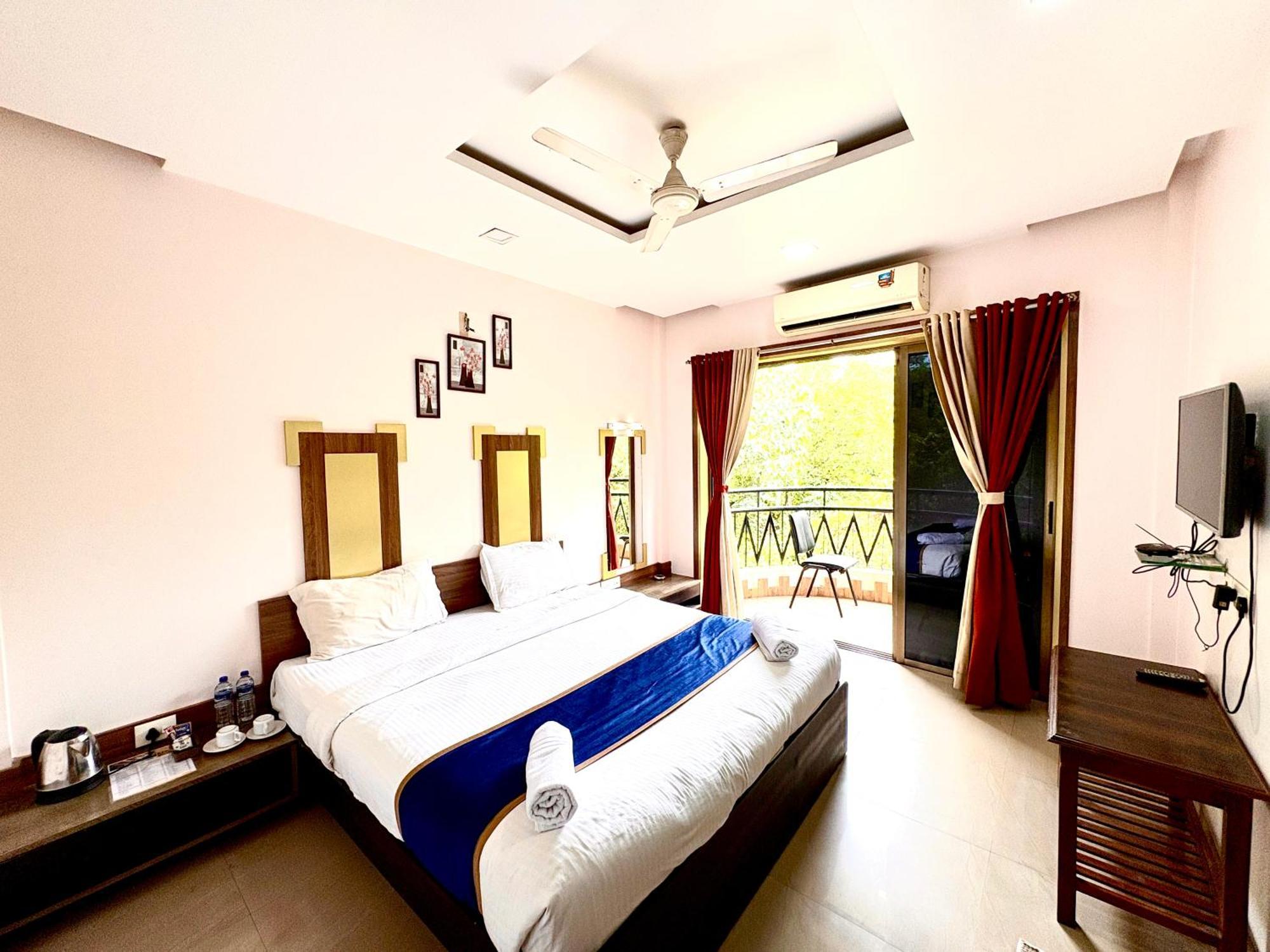 Hotel Laxmi Residency Lonavala Eksteriør billede