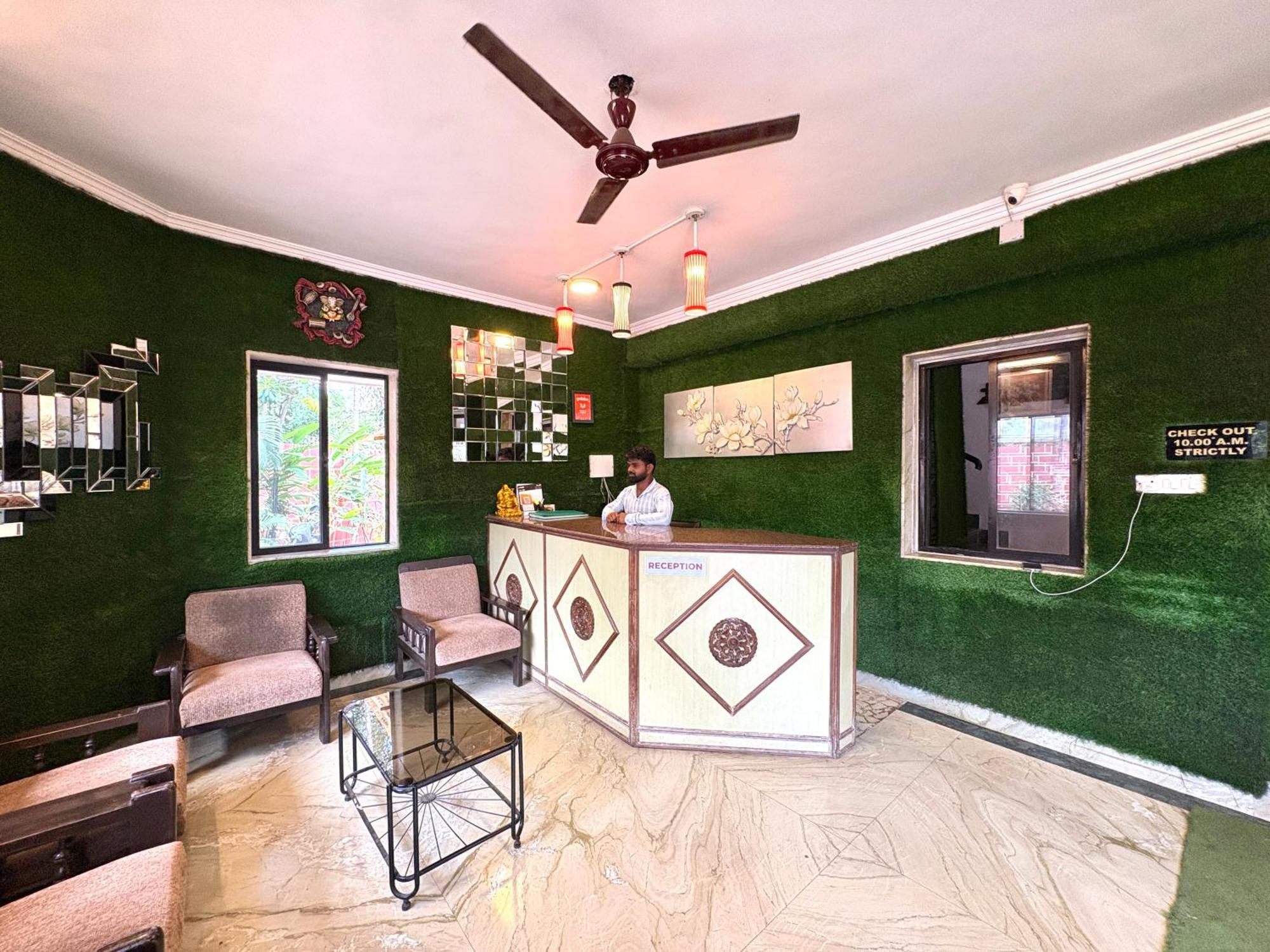 Hotel Laxmi Residency Lonavala Eksteriør billede